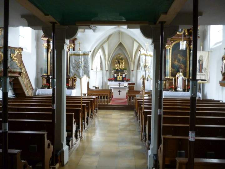 Kirche Peutenhausen 03